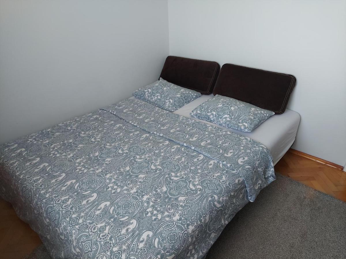 Wygodny Przestronny Apartament Janowskie Blonia Rumia Ngoại thất bức ảnh
