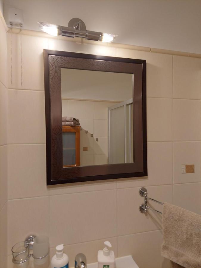 Wygodny Przestronny Apartament Janowskie Blonia Rumia Ngoại thất bức ảnh