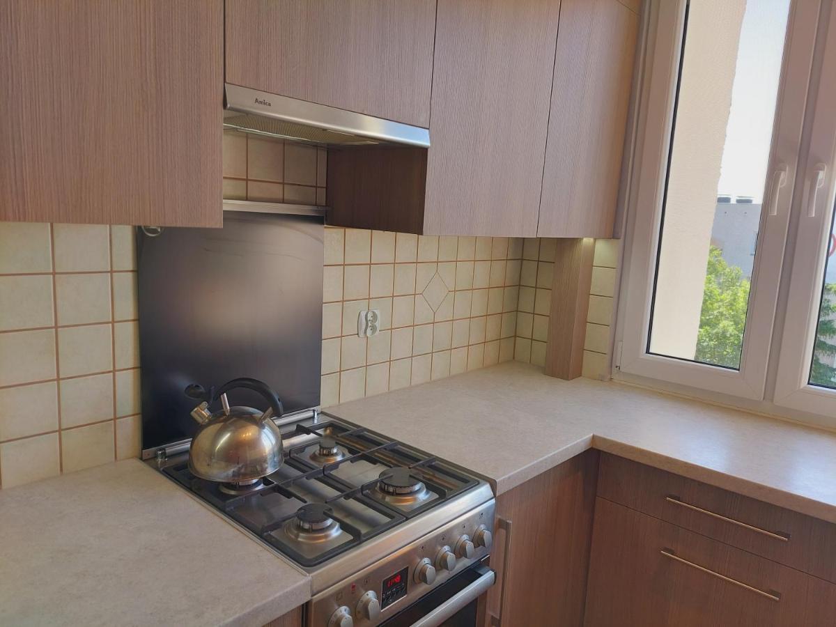Wygodny Przestronny Apartament Janowskie Blonia Rumia Ngoại thất bức ảnh