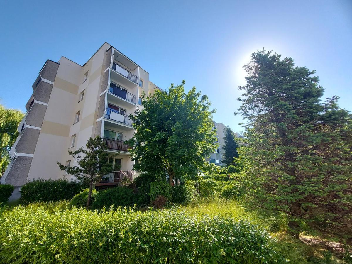 Wygodny Przestronny Apartament Janowskie Blonia Rumia Ngoại thất bức ảnh