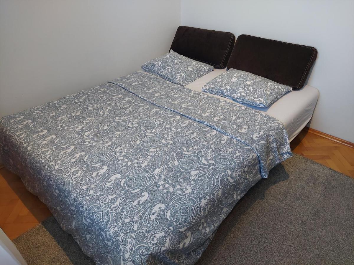 Wygodny Przestronny Apartament Janowskie Blonia Rumia Ngoại thất bức ảnh